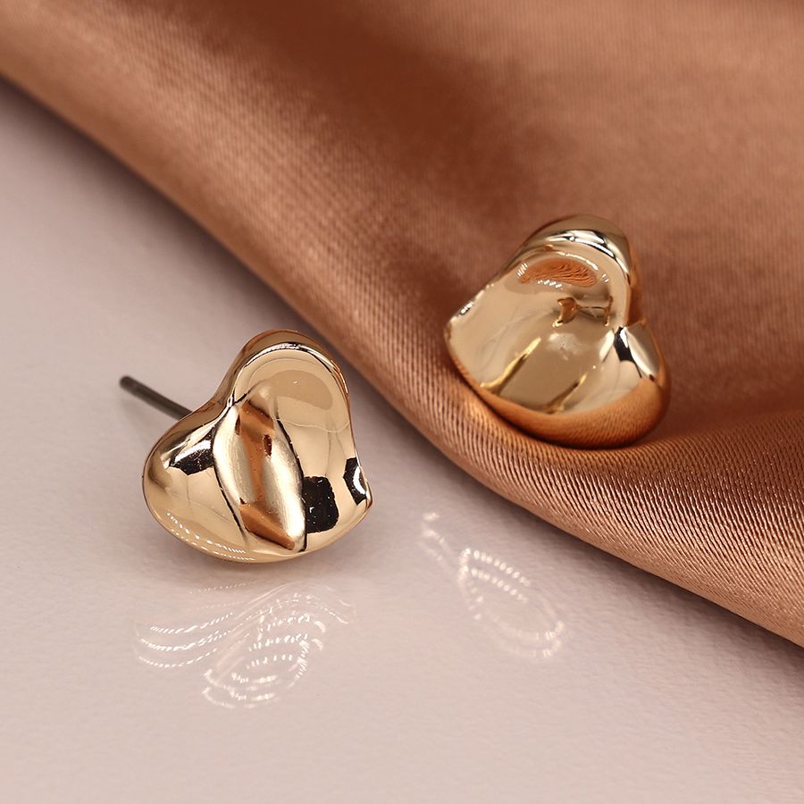 Gold Wavy Heart Stud Earrings