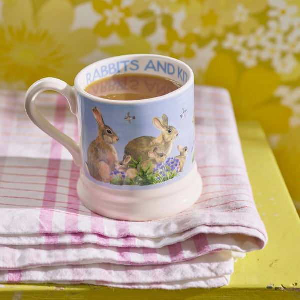 Blue Rabbits & Kits 1/2 Pint Mug