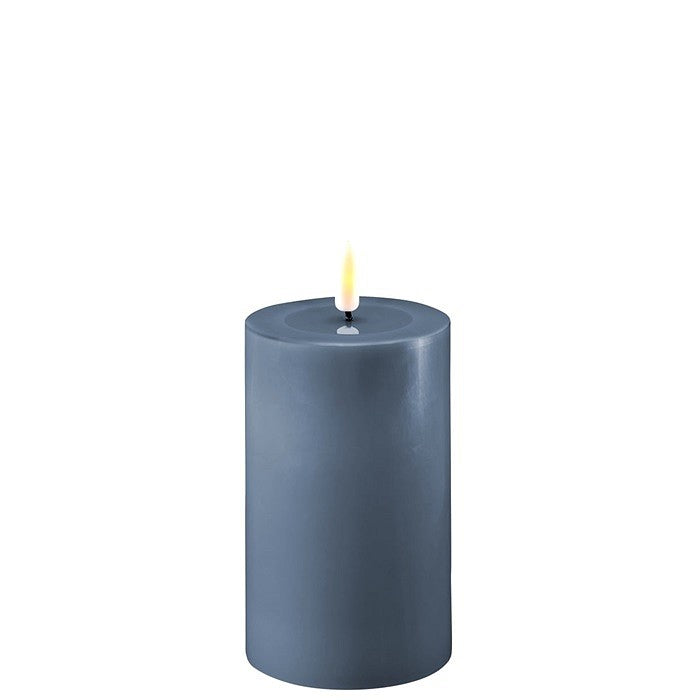 Ice Blue LED Candle D 7.5 12.5cm