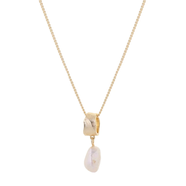 Freshwater Pearl Necklace Gold