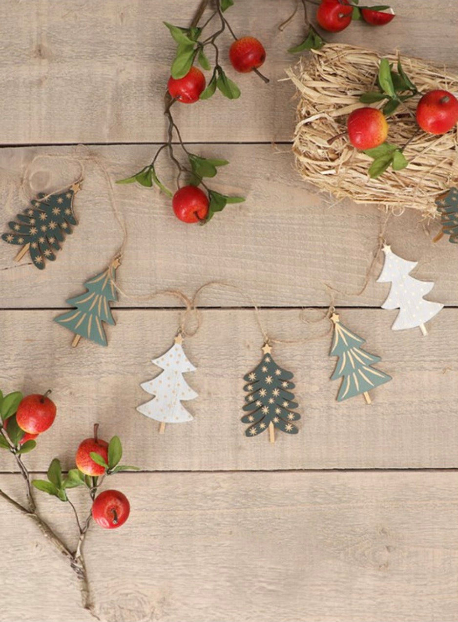 Wooden Trees Garland